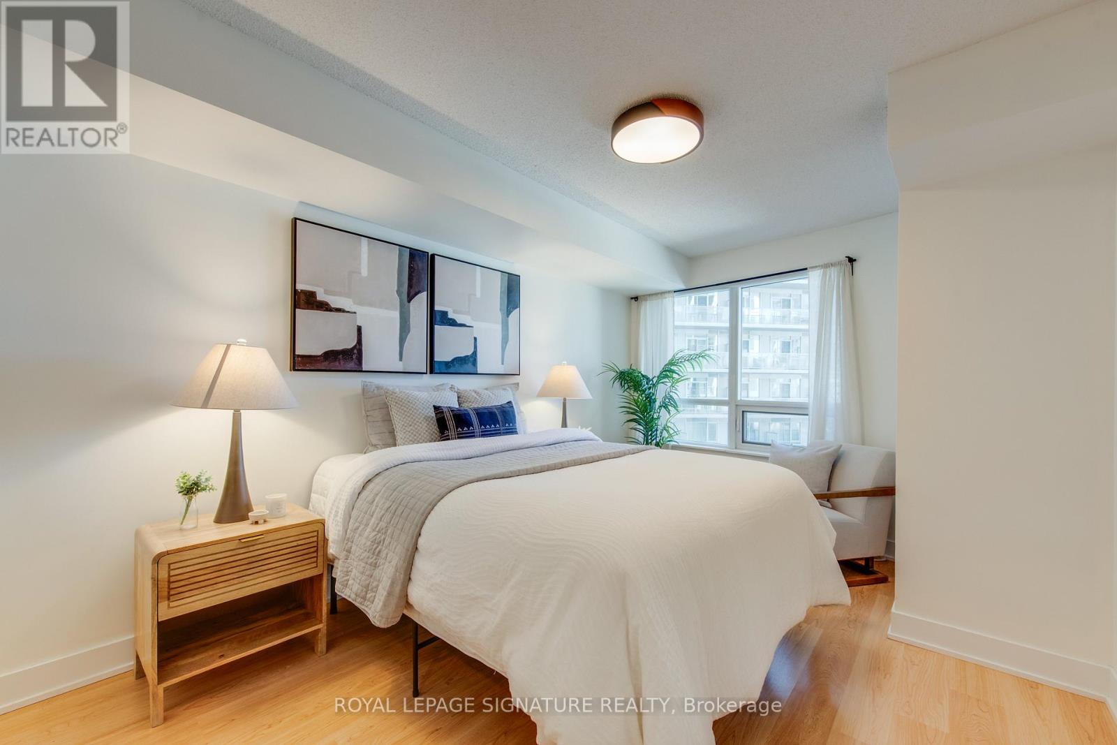 Photo 30 of 1401 20 Blue Jays Way, Toronto ON