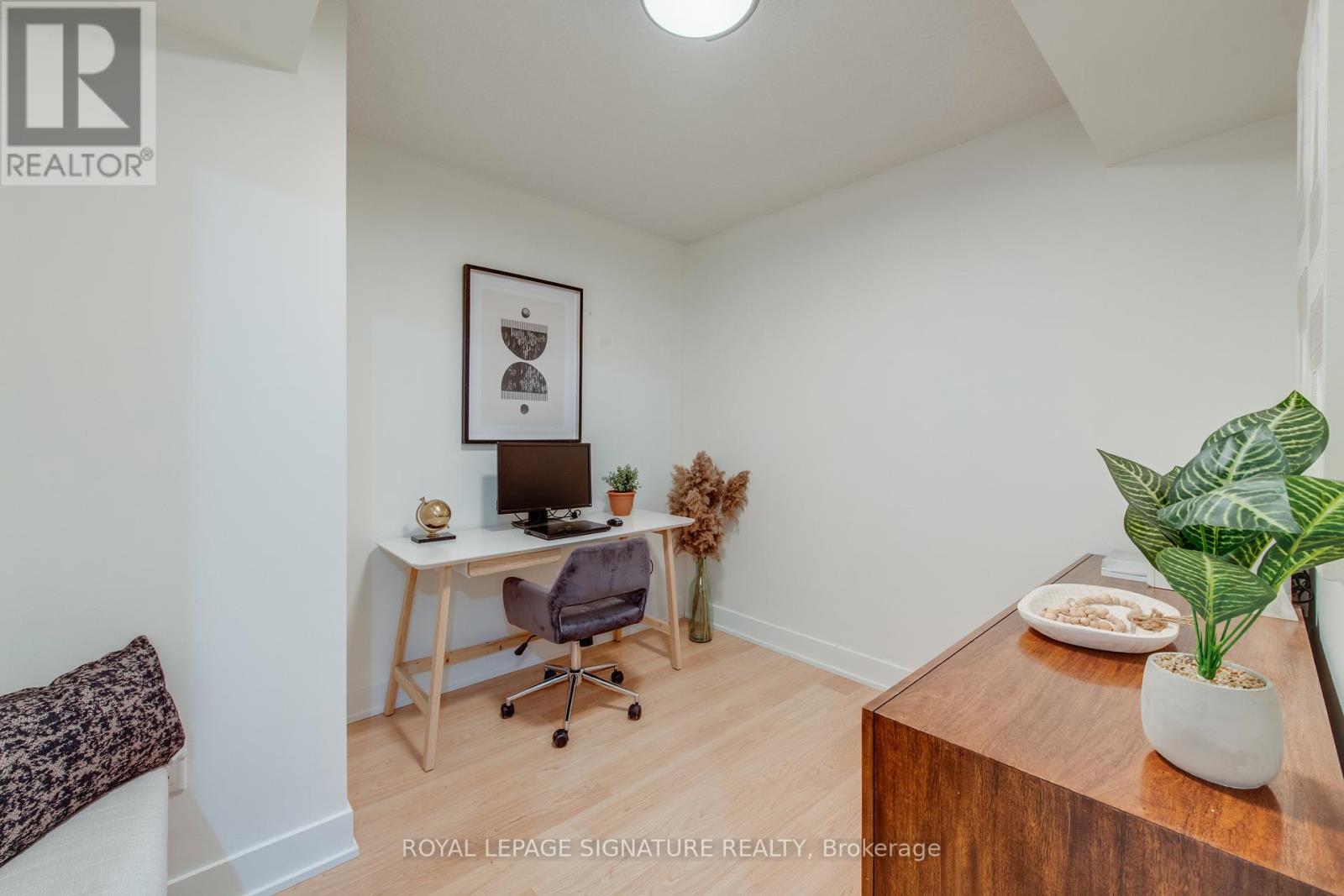 Photo 18 of 1401 20 Blue Jays Way, Toronto ON
