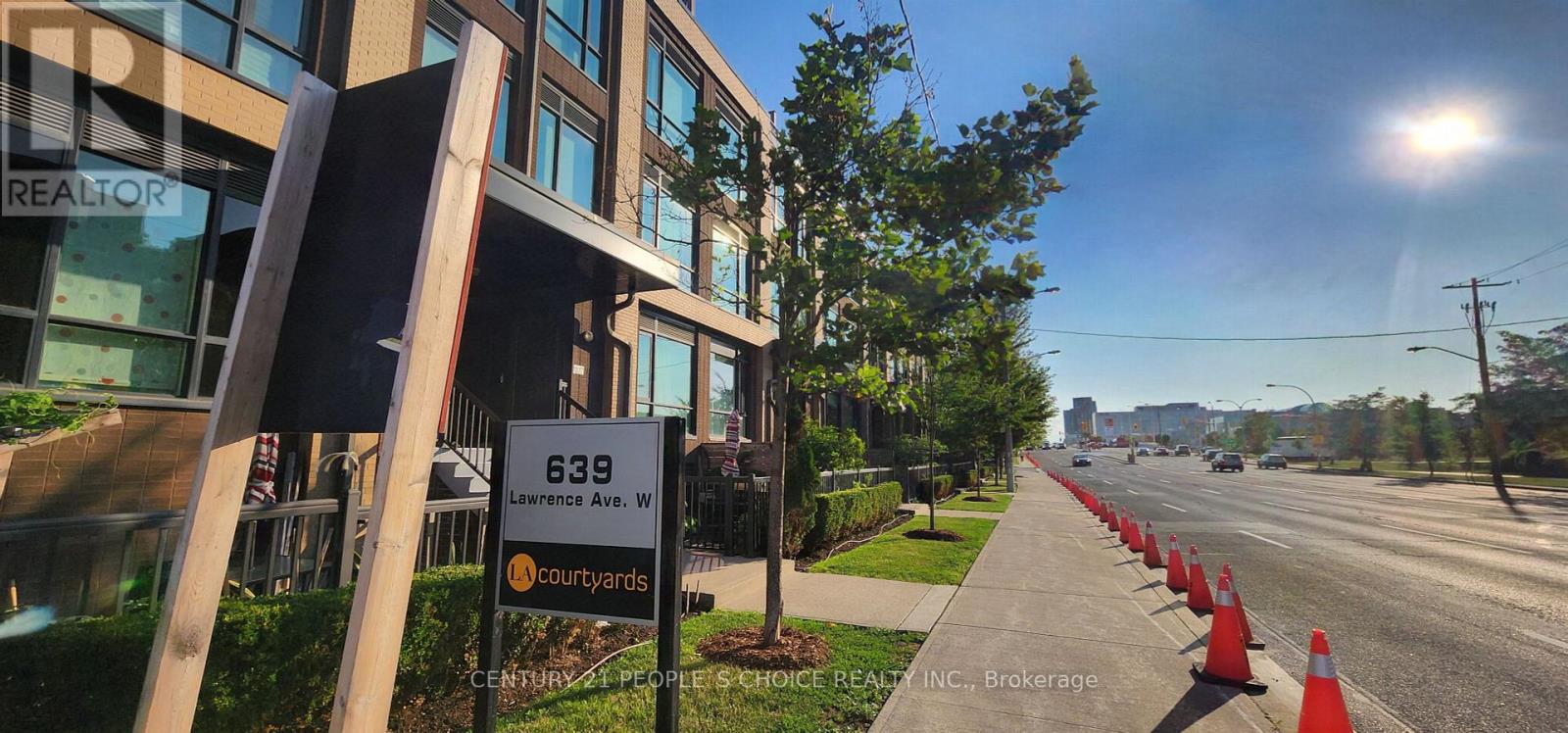 Photo 15 of 207 639 Lawrence Avenue W, Toronto ON