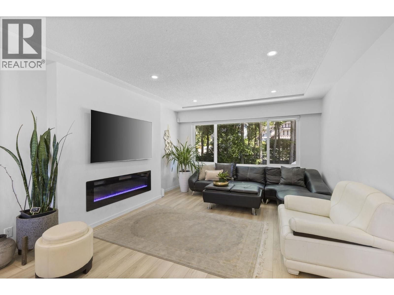 Photo 36 of 430 Mundy Street, Coquitlam BC