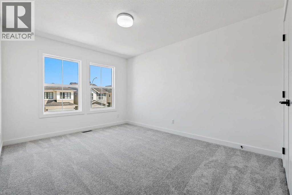 Photo 37 of 19 Copperhead Gardens Se, Calgary AB