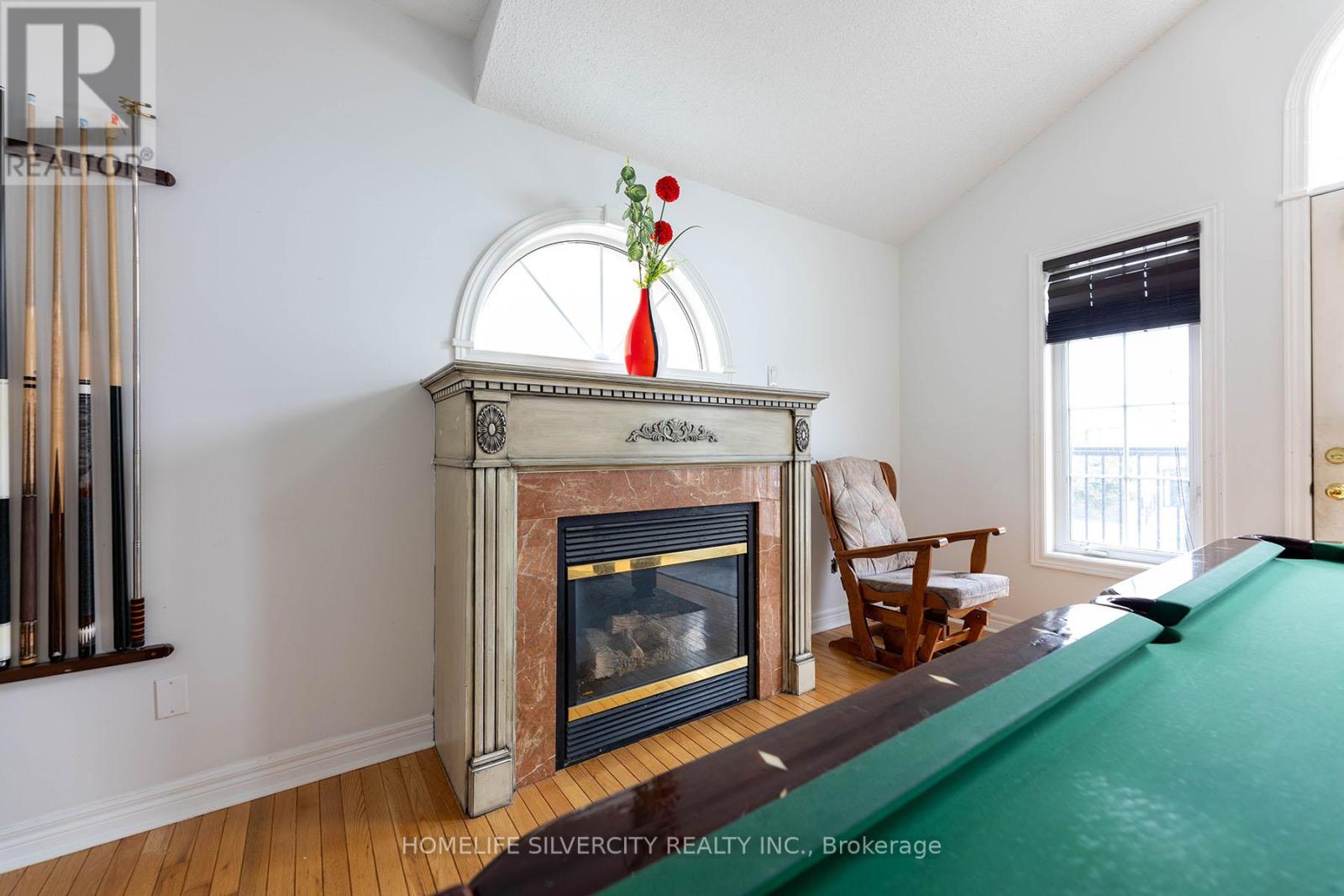 Photo 21 of 182 Tierra Avenue, Vaughan ON
