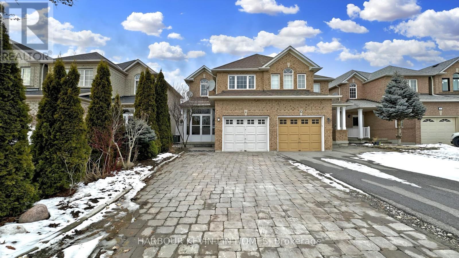 Photo 27 of 8 Hacienda Drive, Richmond Hill ON