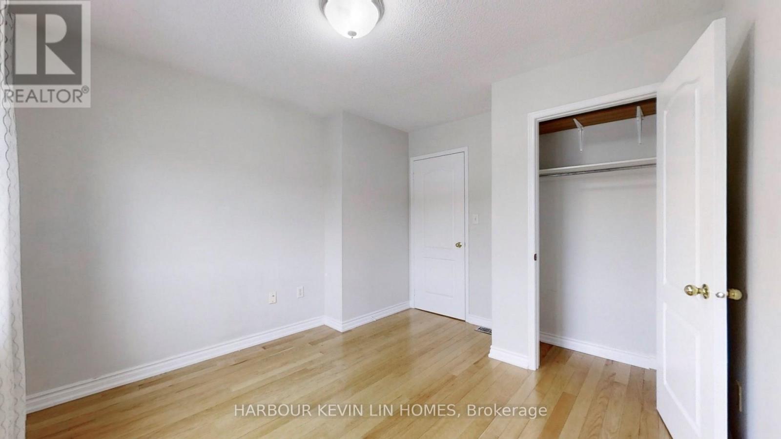 Photo 19 of 8 Hacienda Drive, Richmond Hill ON
