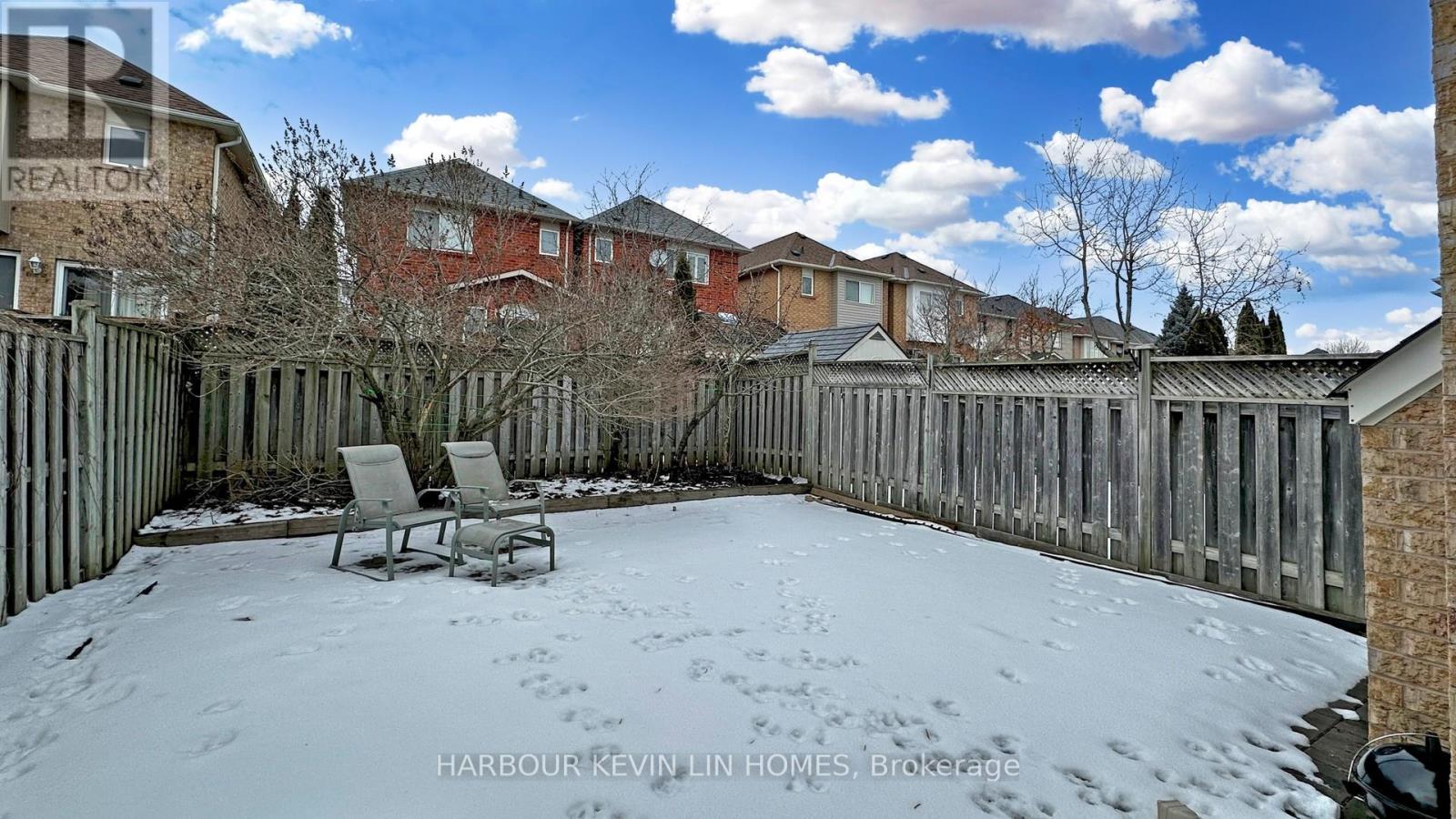 Photo 28 of 8 Hacienda Drive, Richmond Hill ON