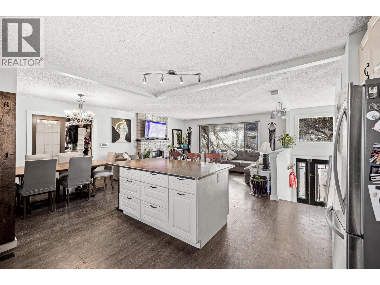  970 Tamarack Drive, Kelowna