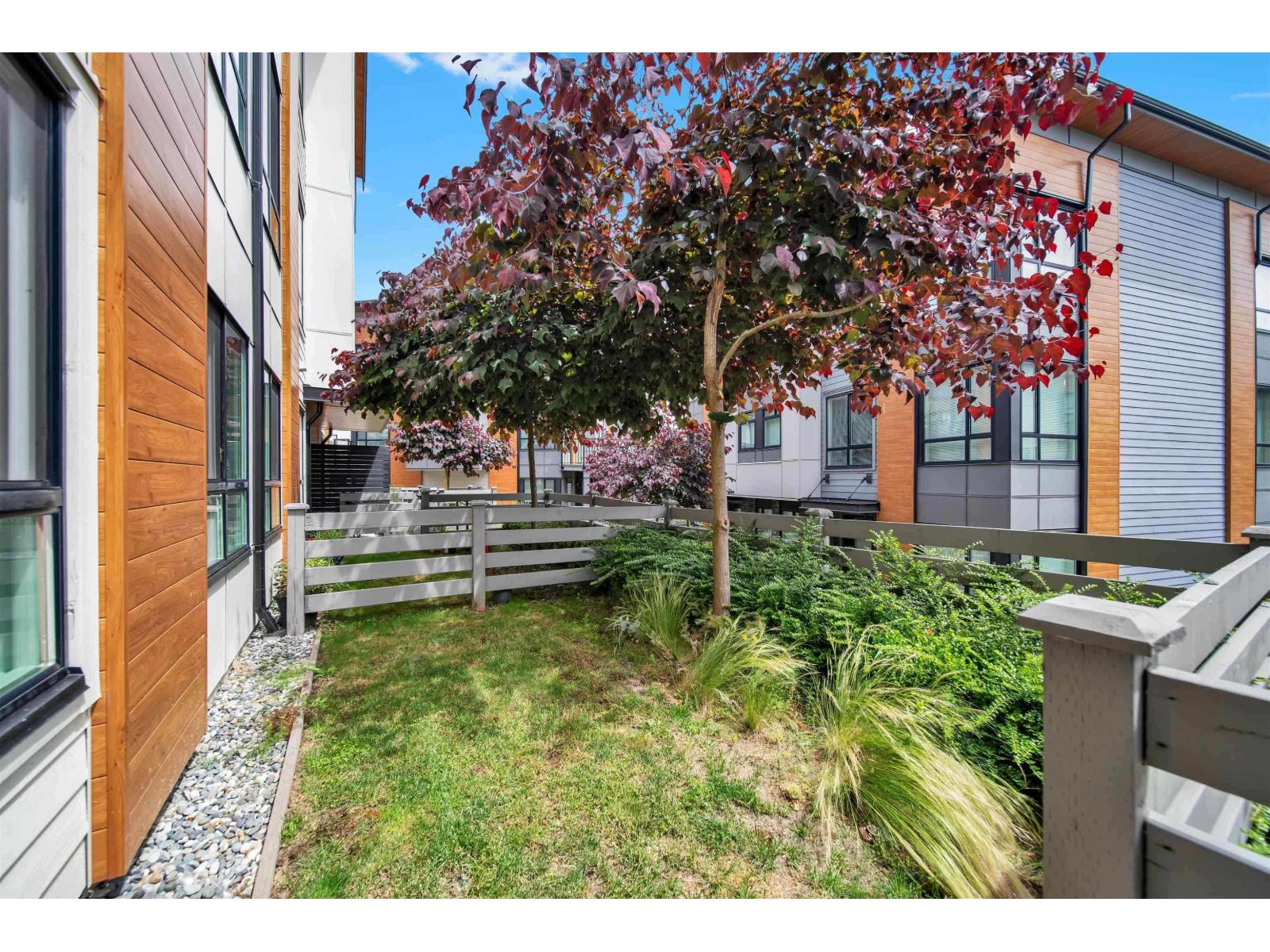 Photo 22 of 147 15111 Edmund Drive, Surrey BC
