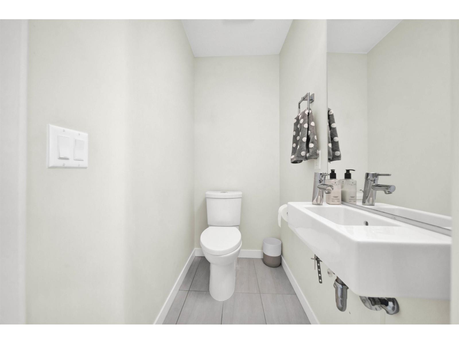 Photo 34 of 147 15111 Edmund Drive, Surrey BC