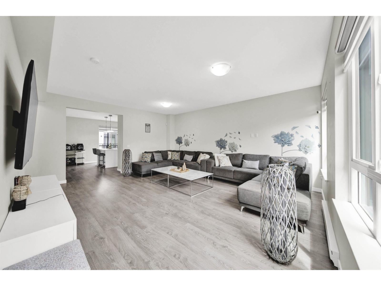 Photo 30 of 147 15111 Edmund Drive, Surrey BC