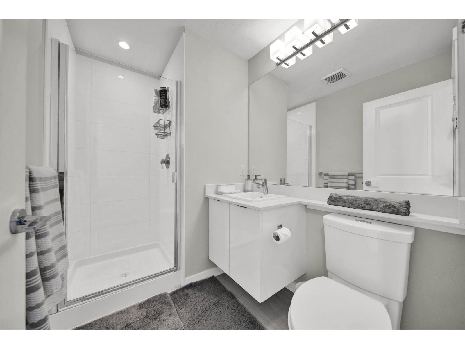 Photo 12 of 147 15111 Edmund Drive, Surrey BC