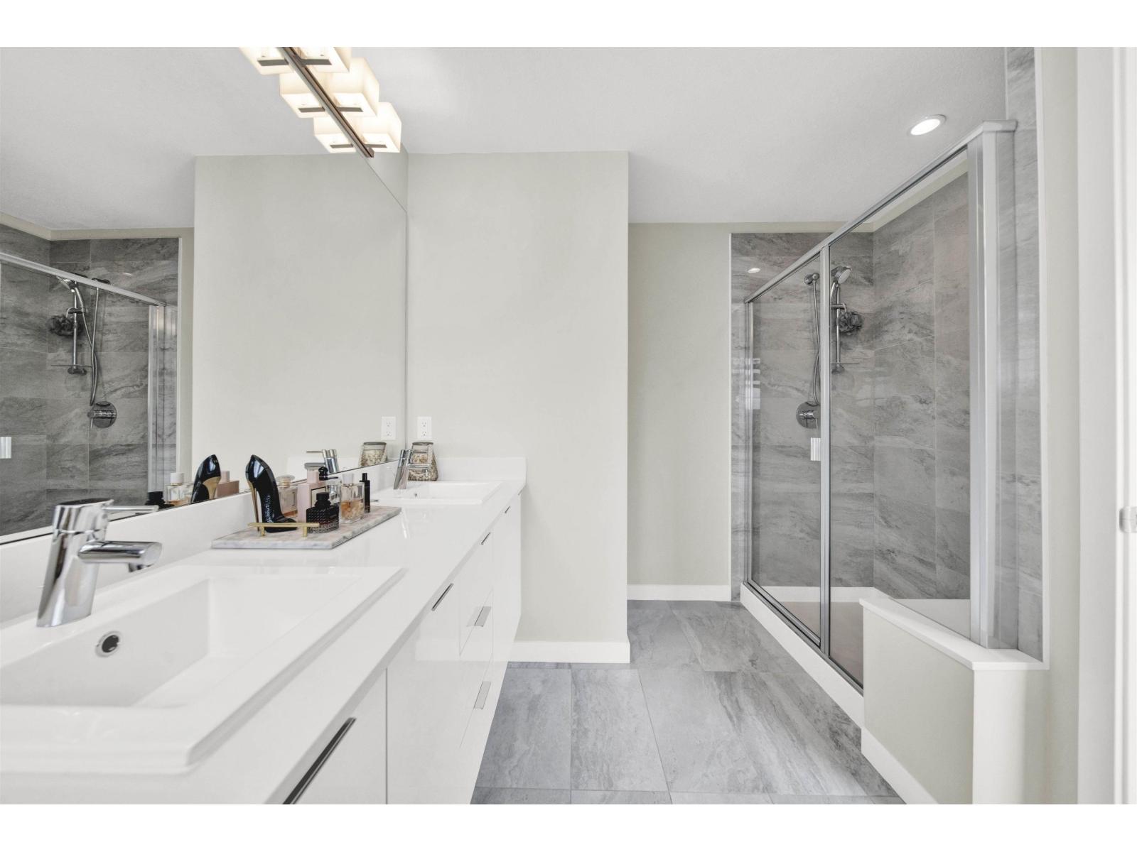 Photo 1 of 147 15111 Edmund Drive, Surrey BC