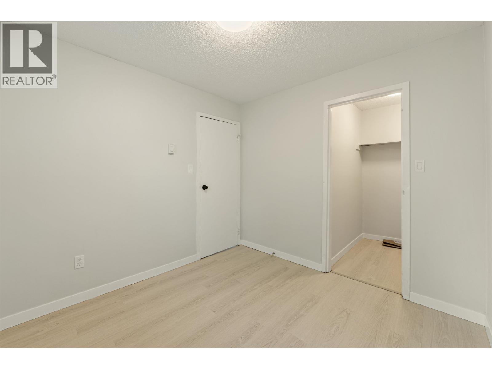 Photo 15 of 105 37 Agnes Street, New Westminster BC