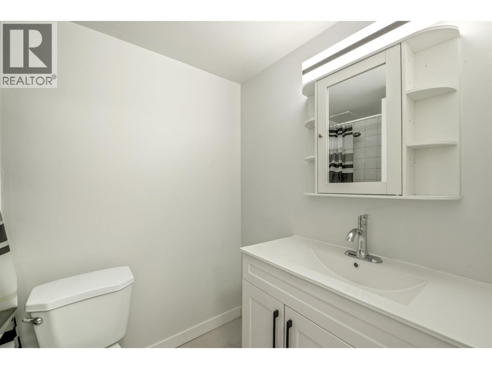 Photo 17 of 105 37 Agnes Street, New Westminster BC