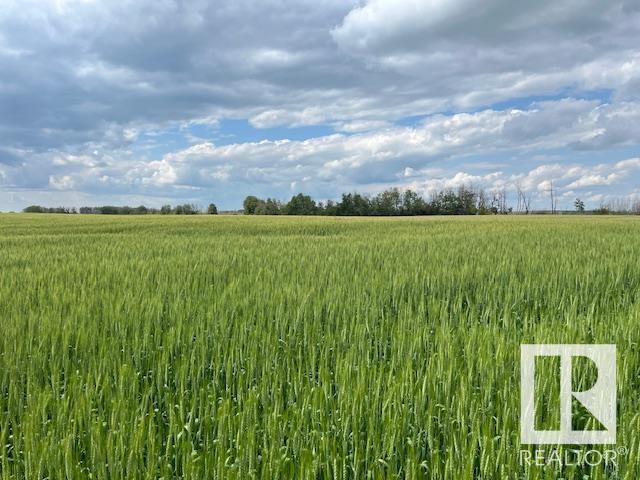 Photo 2 of 580 Rr 111, Rural St Paul County AB