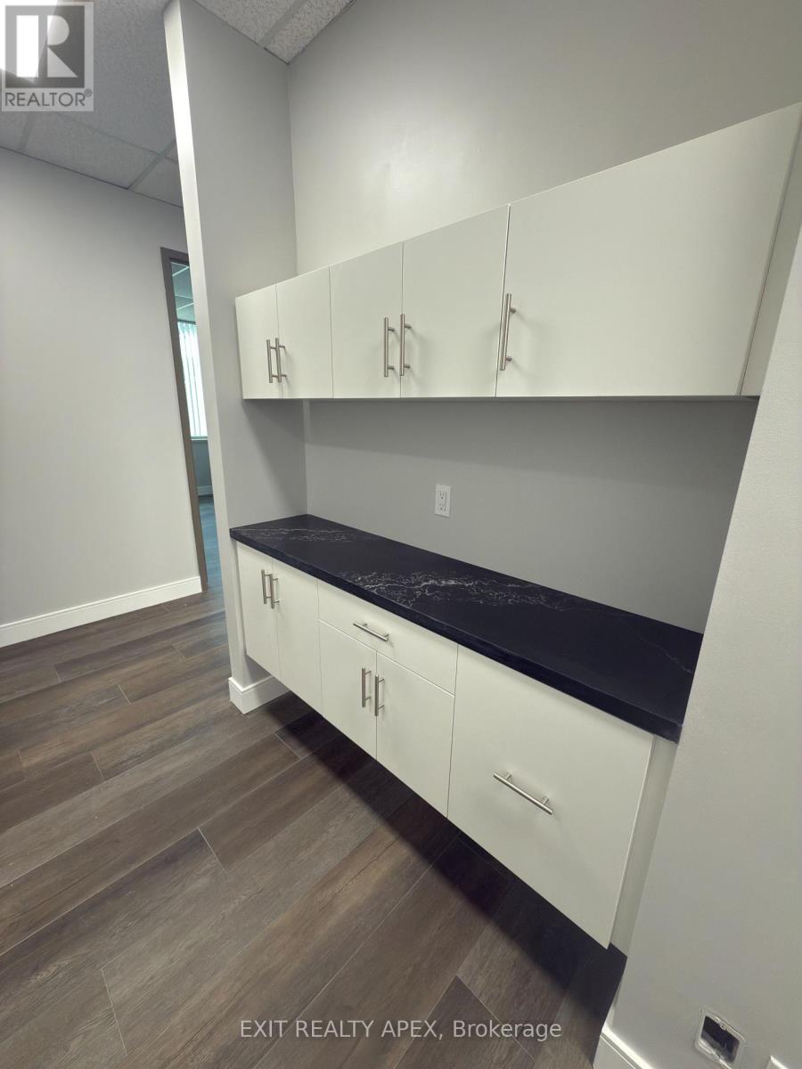 Photo 1 of 203 135 Matheson Boulevard W, Mississauga ON