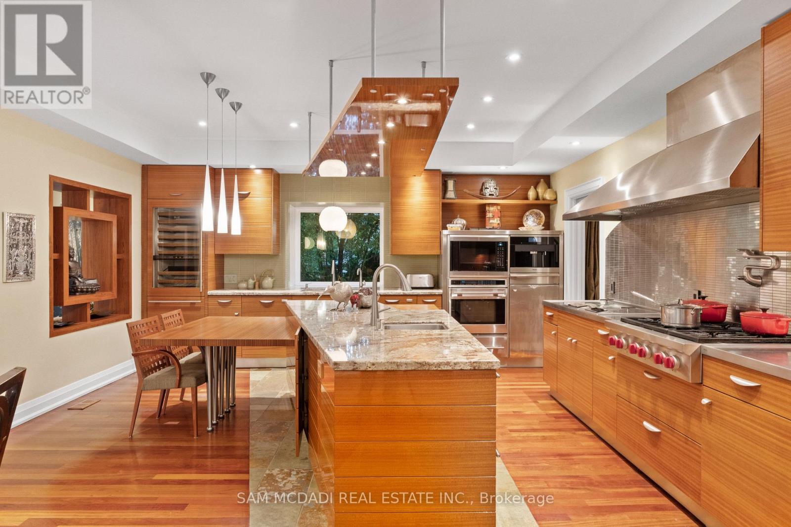 Photo 10 of 5270 Tiffany Court, Mississauga ON