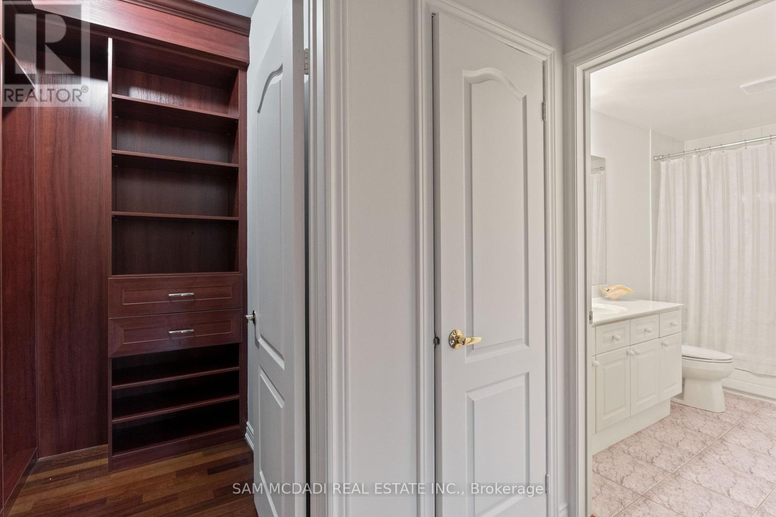 Photo 20 of 5270 Tiffany Court, Mississauga ON