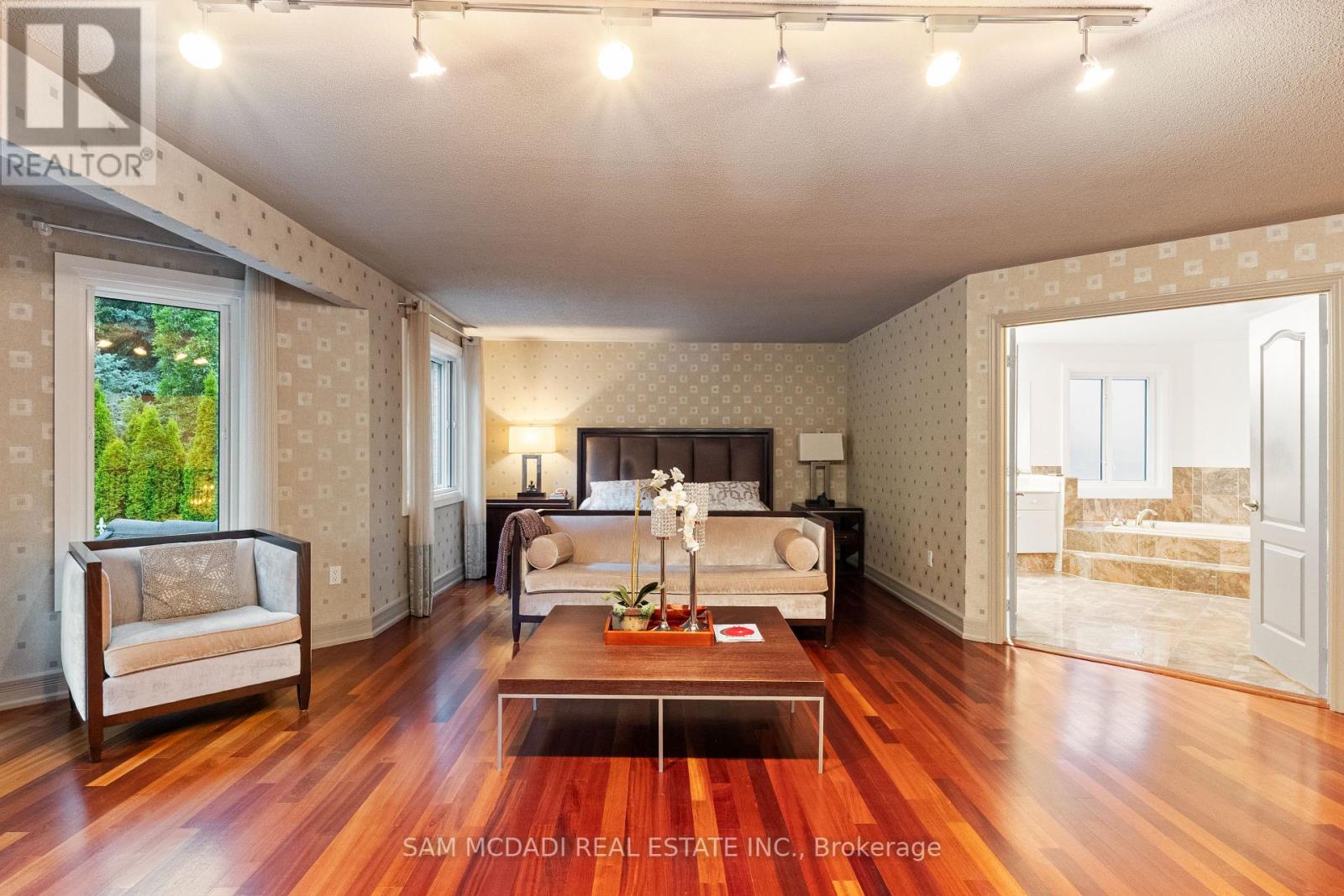 Photo 25 of 5270 Tiffany Court, Mississauga ON