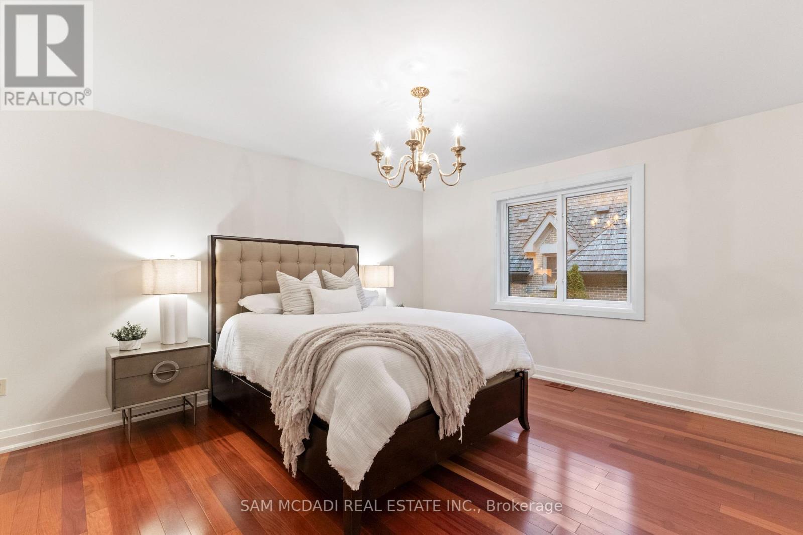 Photo 33 of 5270 Tiffany Court, Mississauga ON