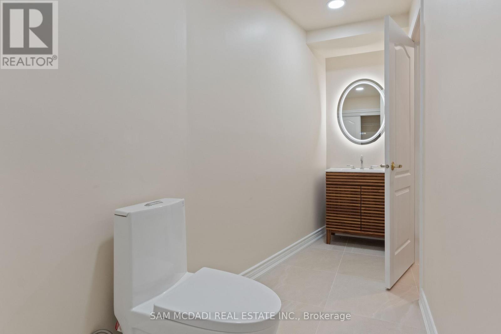 Photo 45 of 5270 Tiffany Court, Mississauga ON