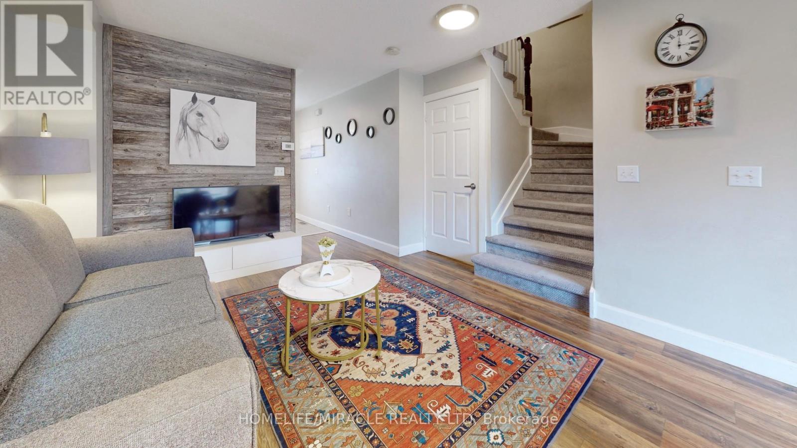 Photo 41 of 126 Mowat Crescent, Halton Hills ON