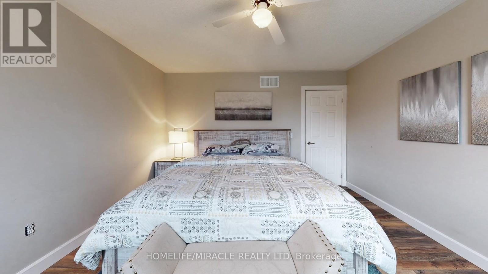Photo 22 of 126 Mowat Crescent, Halton Hills ON