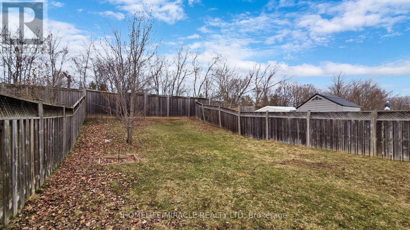 Photo 9 of 126 Mowat Crescent, Halton Hills ON