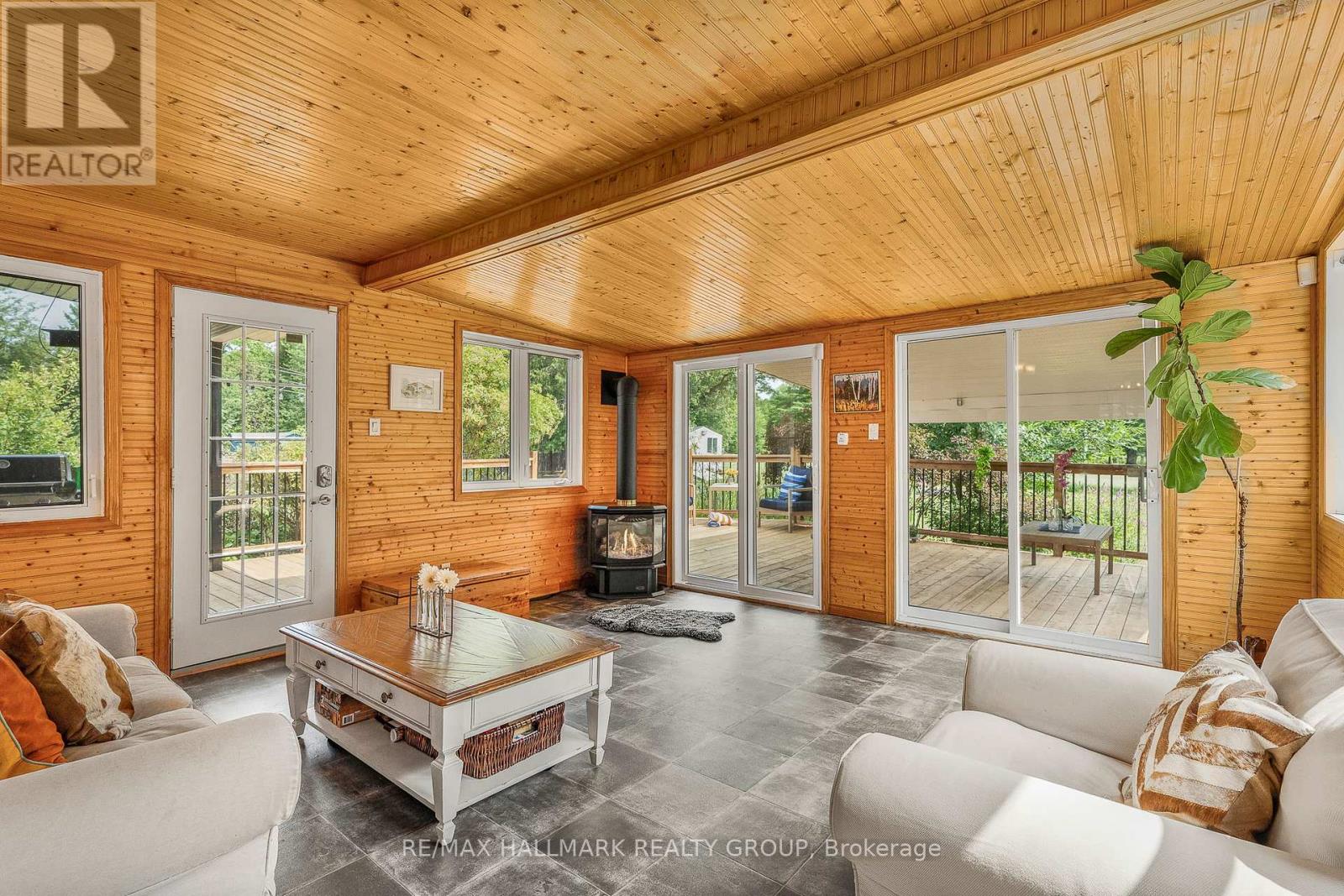 Photo 25 of 565 Landry Street, Clarencerockland ON