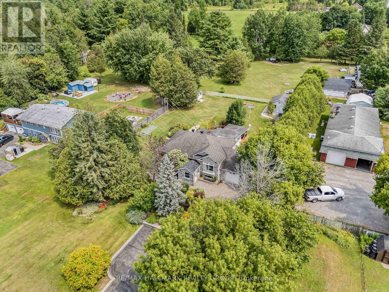 Photo 23 of 565 Landry Street, Clarencerockland ON