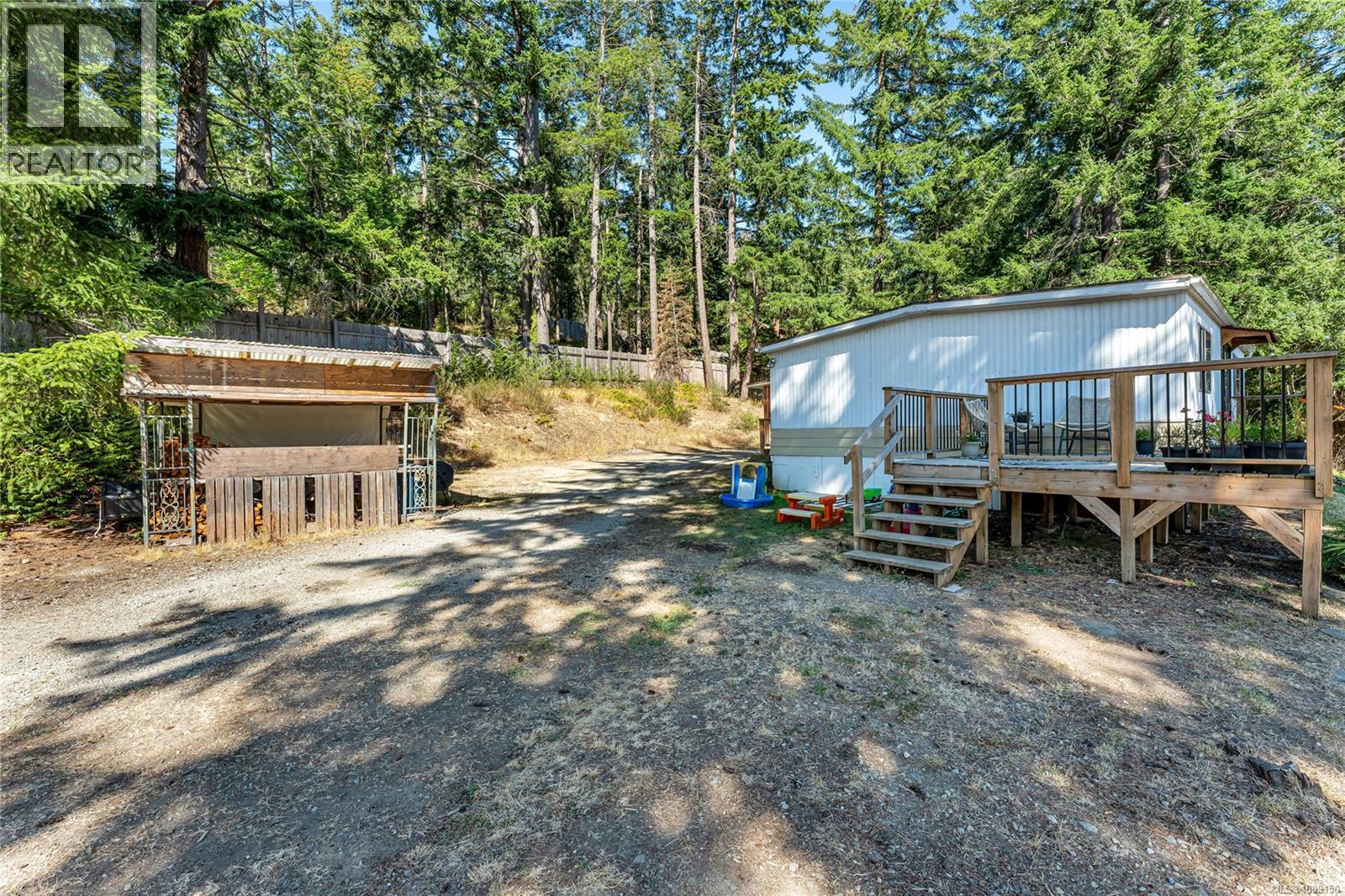 120 Booth Canal Rd, Salt Spring