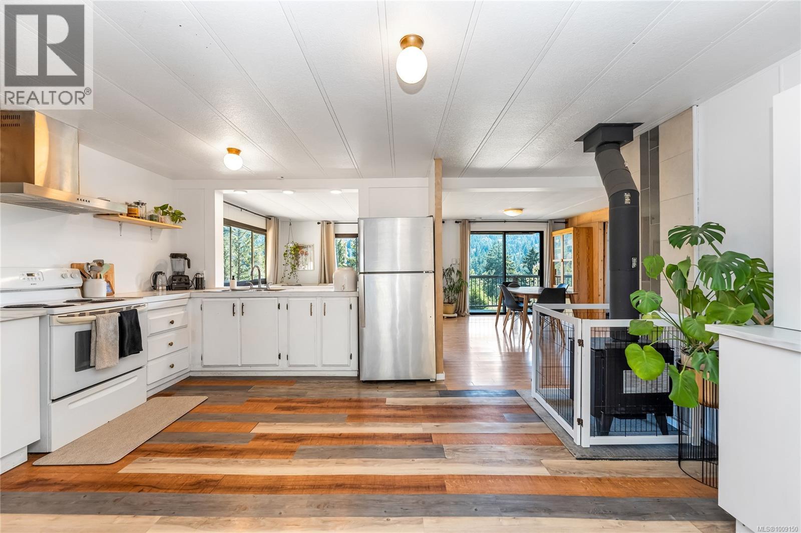 120 Booth Canal Rd, Salt Spring
