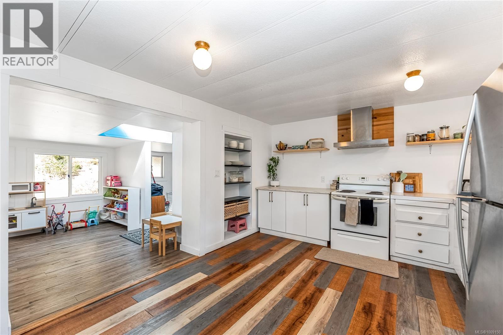 120 Booth Canal Rd, Salt Spring