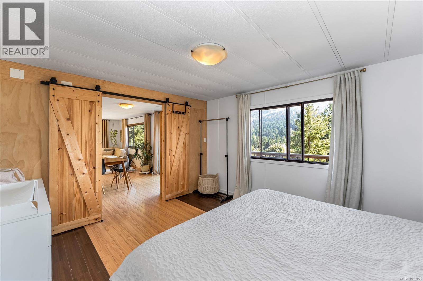 120 Booth Canal Rd, Salt Spring