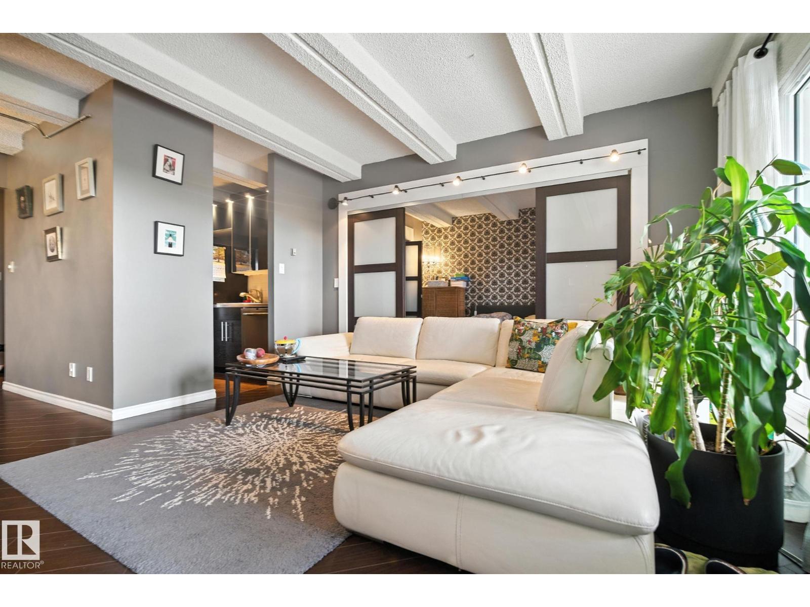 #306 9918 101 ST NW - Image 3