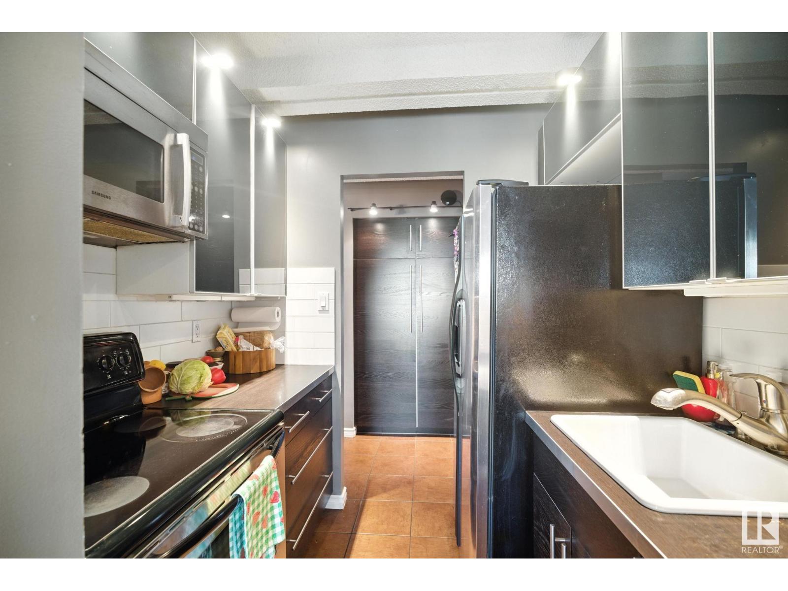 #306 9918 101 ST NW - Image 6