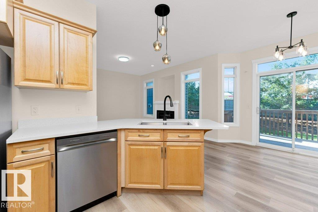Photo 19 of 39 735 85 St Sw, Edmonton AB
