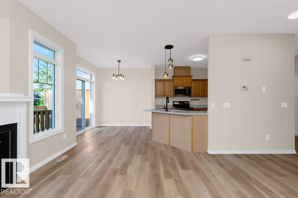 Photo 29 of 39 735 85 St Sw, Edmonton AB