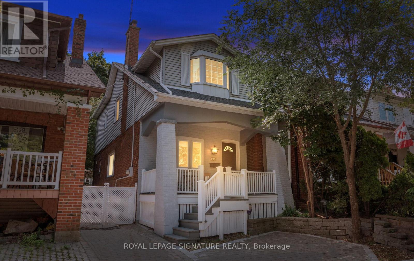 Photo 49 of 45 Hillsdale Avenue W, Toronto ON