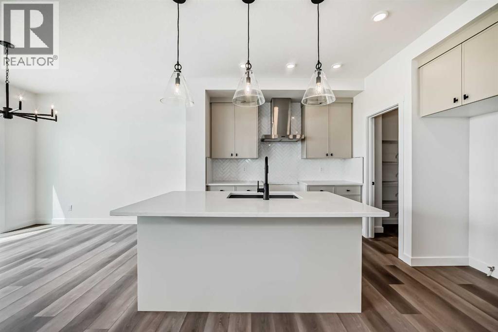 Photo 1 of 51 Bartlett Crescent Se, Calgary AB