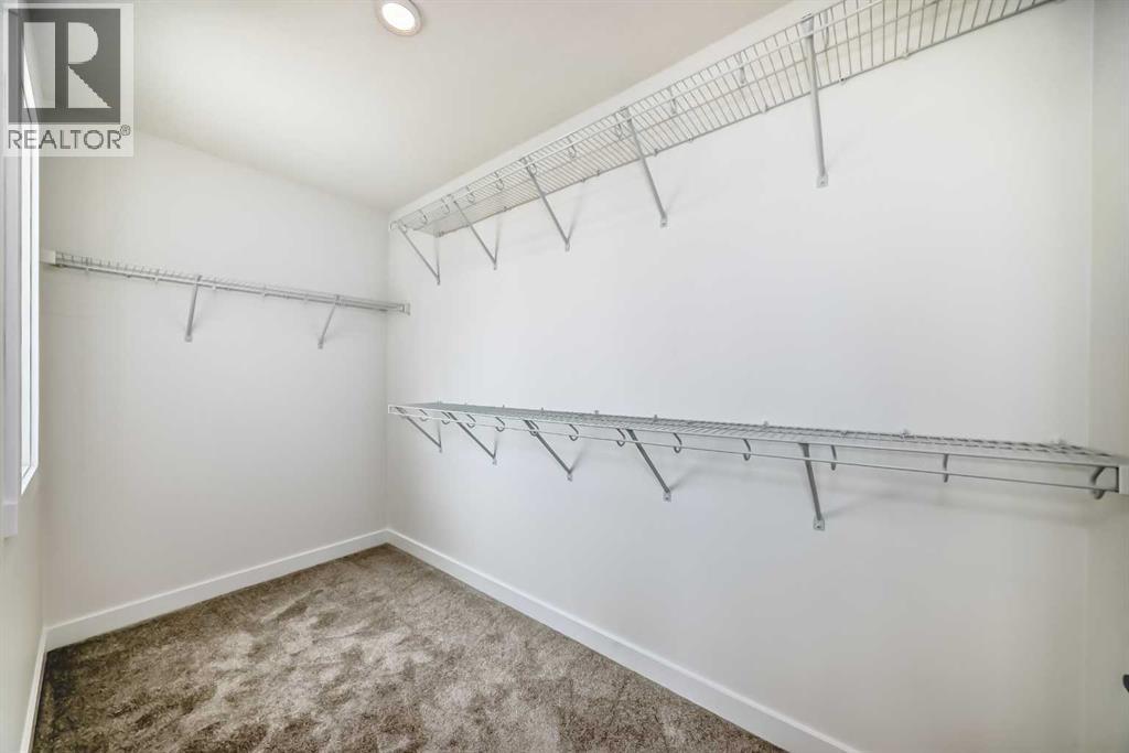 Photo 17 of 51 Bartlett Crescent Se, Calgary AB