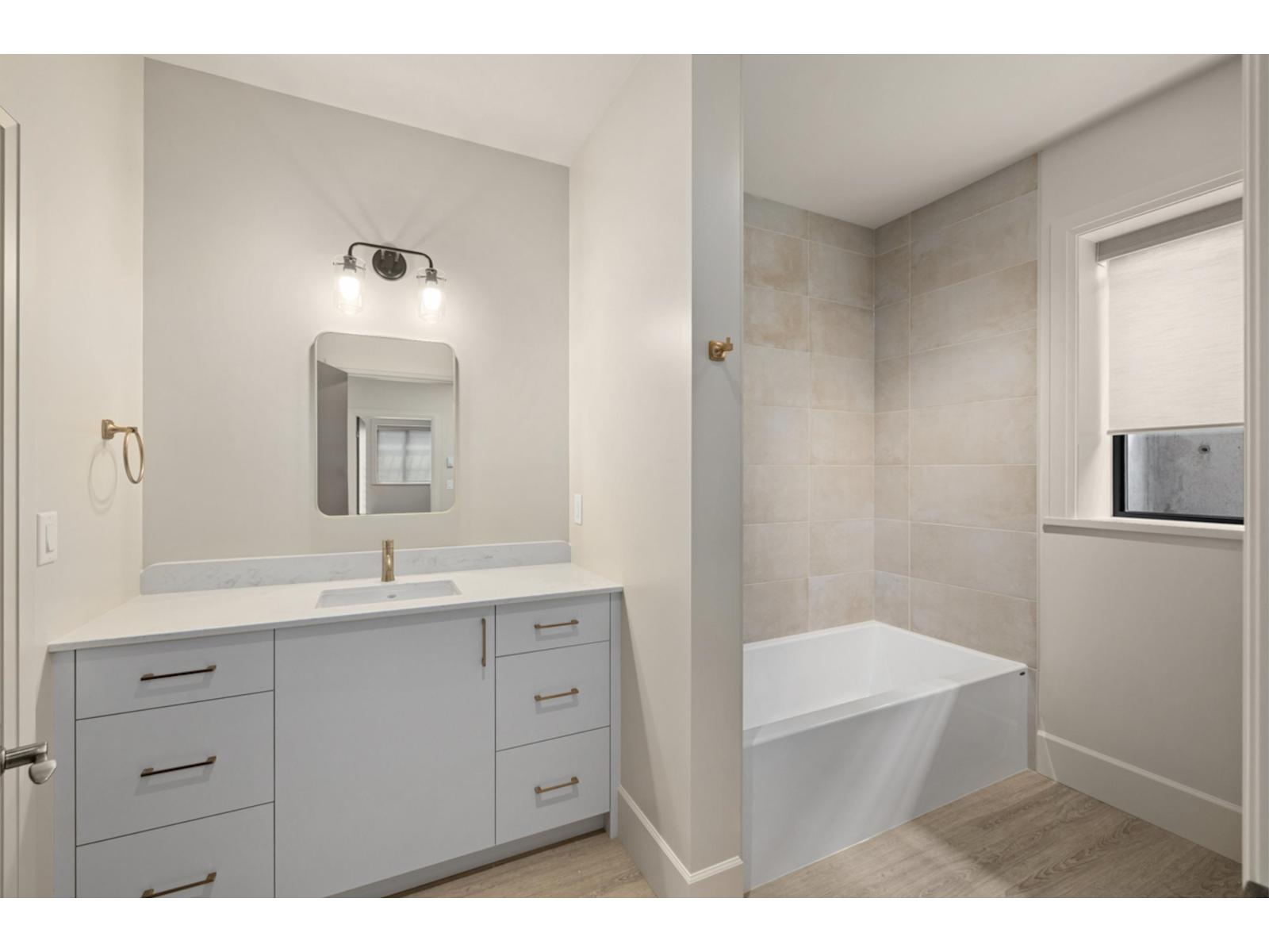Photo 40 of 23490 Mary Avenue, Langley BC