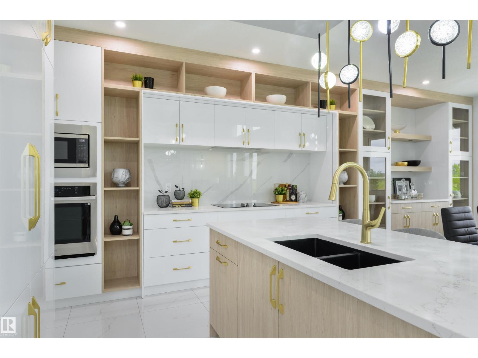 Photo 13 of 568 37 St Sw, Edmonton AB