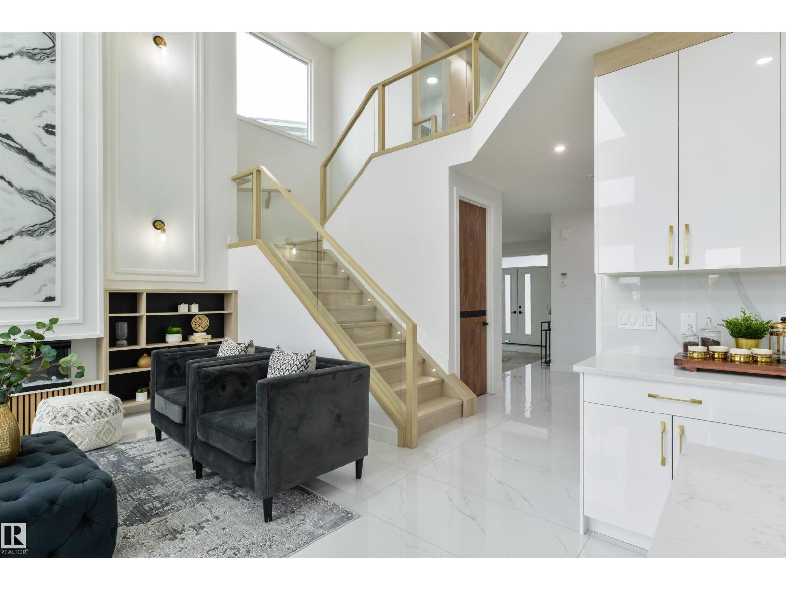 Photo 18 of 568 37 St Sw, Edmonton AB