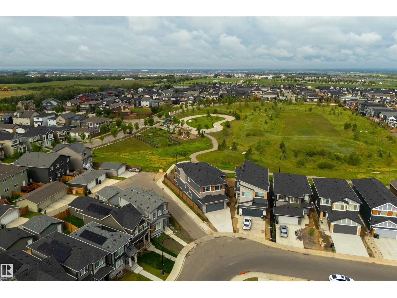 Photo 57 of 568 37 St Sw, Edmonton AB