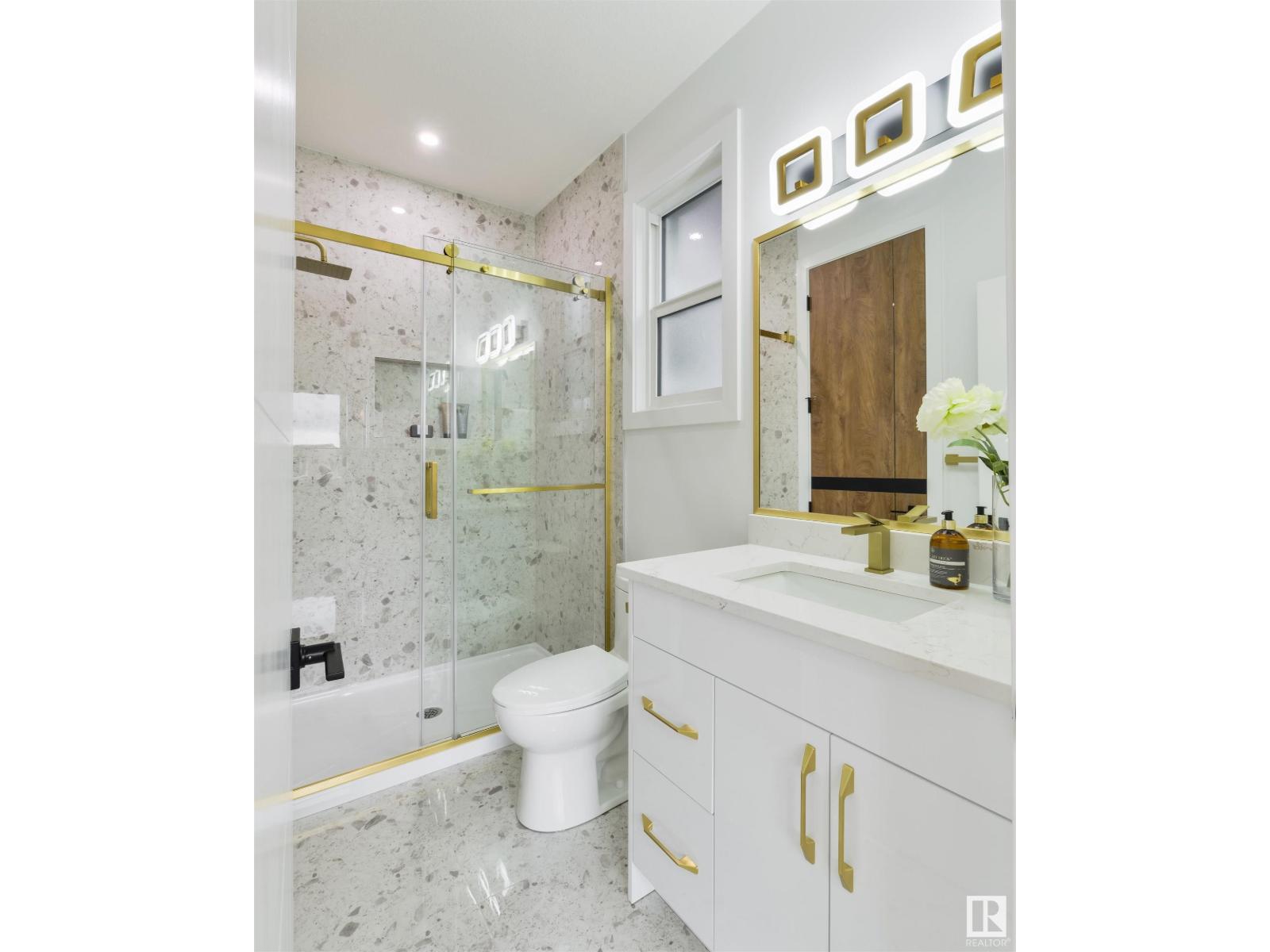 Photo 7 of 568 37 St Sw, Edmonton AB