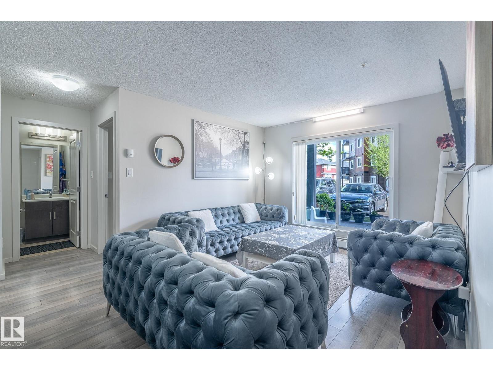 Photo 10 of 107 142 Ebbers Blvd Nw, Edmonton AB