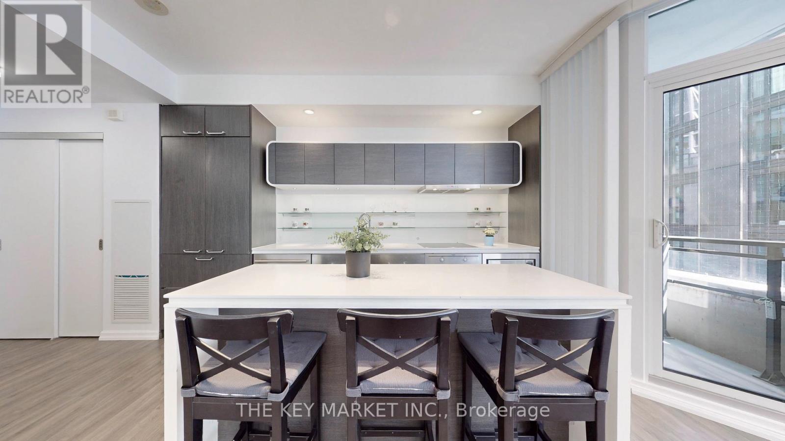 Photo 21 of 511 45 Charles Street E, Toronto ON