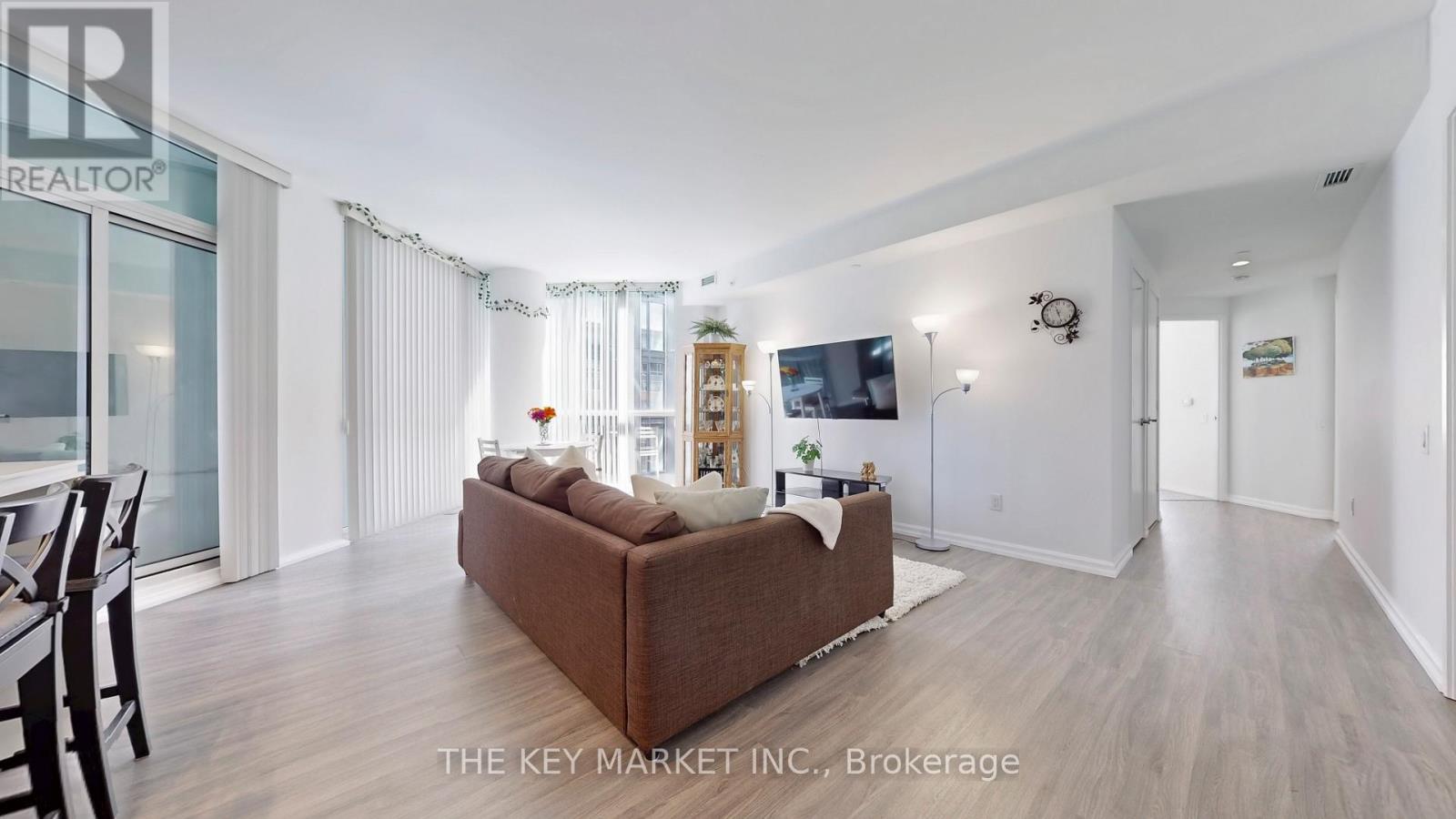 Photo 35 of 511 45 Charles Street E, Toronto ON