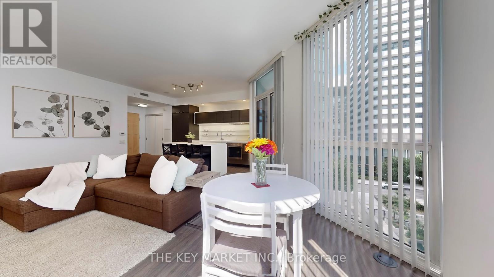 Photo 17 of 511 45 Charles Street E, Toronto ON