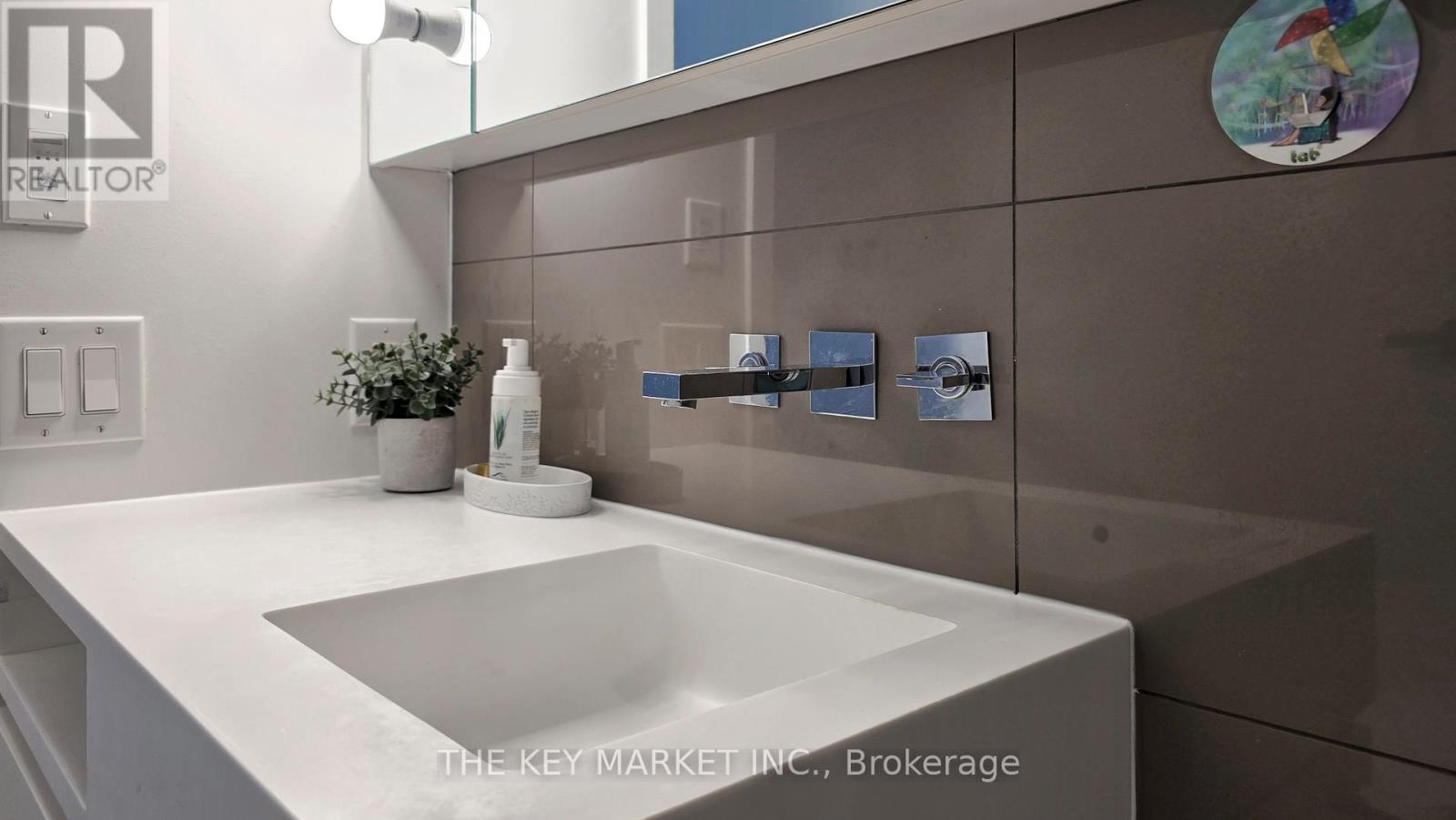 Photo 19 of 511 45 Charles Street E, Toronto ON